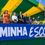 Desfile cívico reúne cerca de 2 mil alunos da rede municipal de Riachuelo